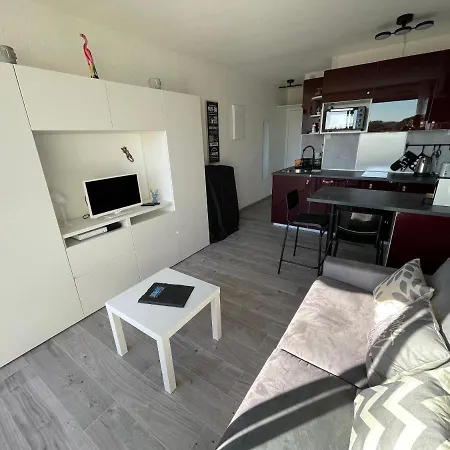 Superbe Studio, Terrasse, Piscine, Parking Apartamento Le Grau-du-Roi