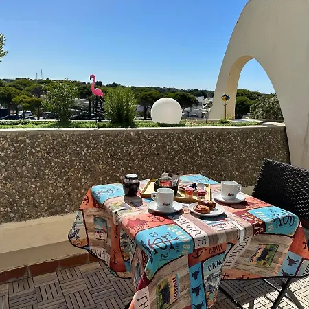Superbe Studio, Terrasse, Piscine, Parking * Le Grau-du-Roi
