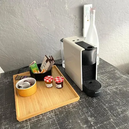 Superbe Studio, Terrasse, Piscine, Parking * Le Grau-du-Roi