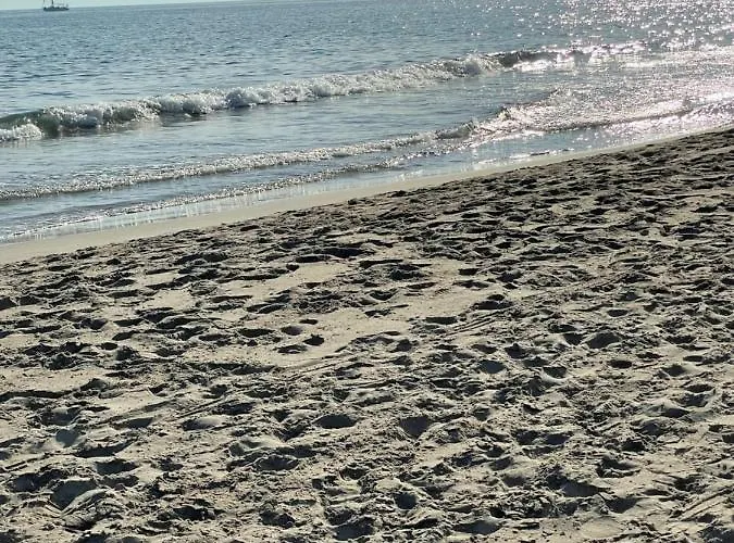 Superbe Studio, Terrasse, Piscine, Parking